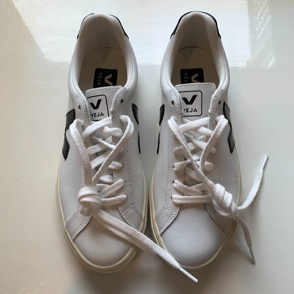 Veja Esplar Sneakers (Unisex) Size US 7, EUR 38 - Picture 9 of 11